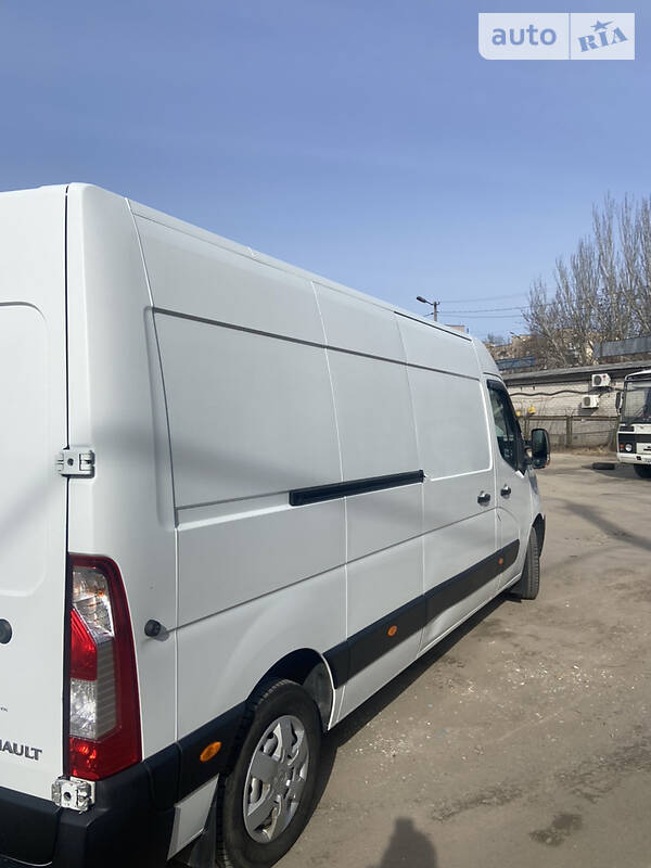 Грузовой фургон Renault Master 2013 в Мелитополе