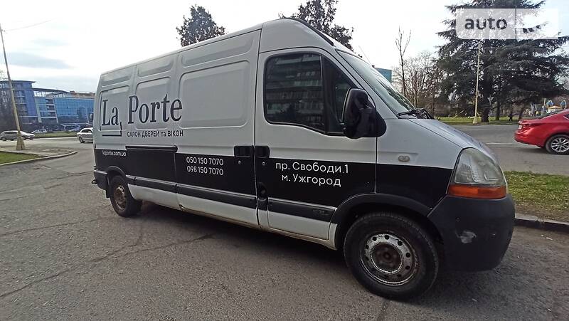 Вантажний фургон Renault Master 2009 в Ужгороді