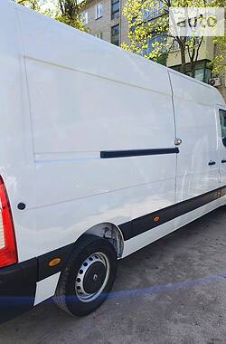 Вантажопасажирський фургон Renault Master 2016 в Полтаві