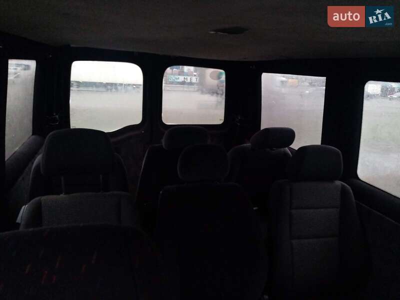 Минивэн Renault Master 2005 в Киеве фото 5 Минивэн Renault Master 2005 в Киеве