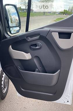 Универсал Renault Master 2018 в 