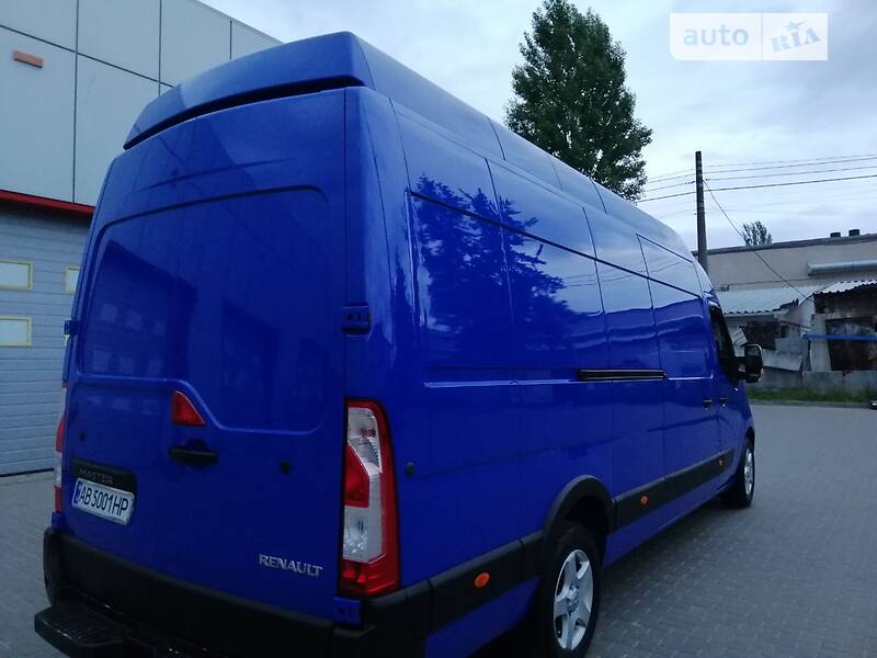 Грузовой фургон Renault Master 2017 в Лысянке