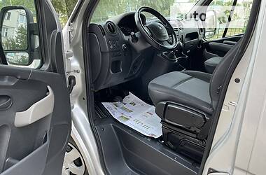 Минивэн Renault Master 2017 в 