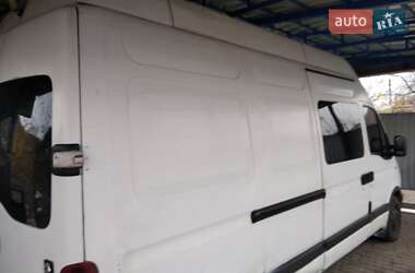 Микроавтобус Renault Master 2001 в 