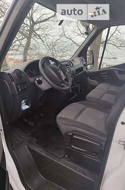 Грузовой фургон Renault Master 2015 в Одессе
