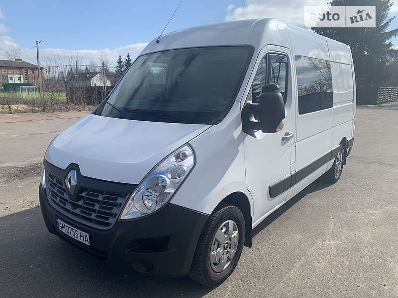 Мікроавтобус Renault Master 2018 в 
