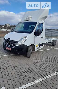 Грузовой фургон Renault Master 2016 в Дубно