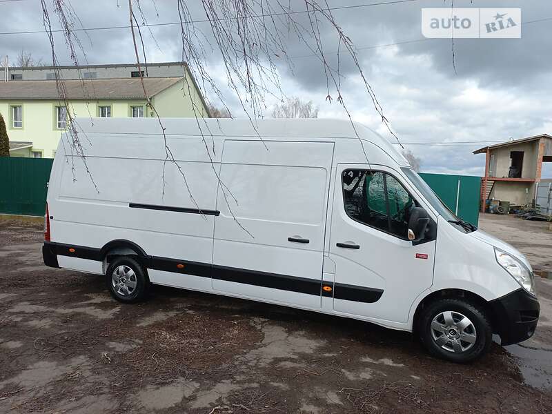 Грузовой фургон Renault Master 2018 в Дубно