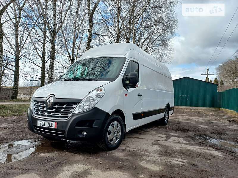 Грузовой фургон Renault Master 2018 в Дубно