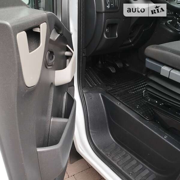 Грузовой фургон Renault Master 2018 в Дубно