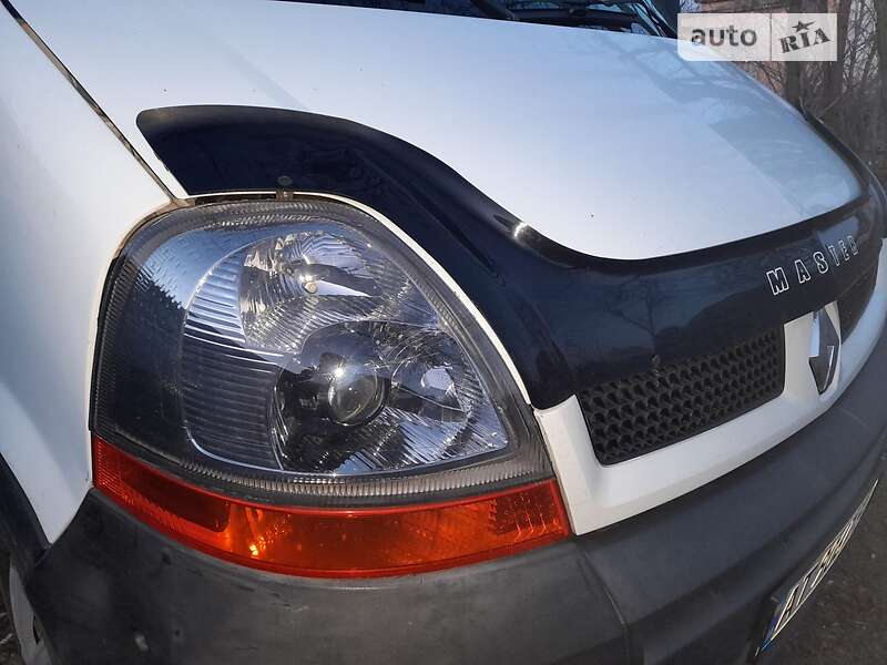 Вантажний фургон Renault Master 2005 в Лисянці