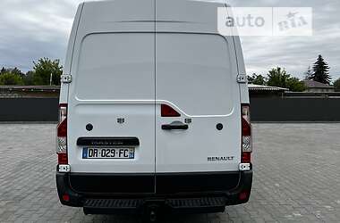 Вантажний фургон Renault Master 2015 в 