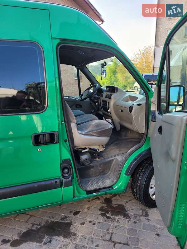 Мікроавтобус Renault Master 2001 в Новояворівську