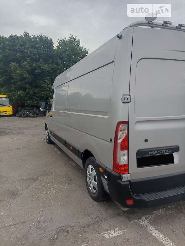 Грузовой фургон Renault Master 2018 в Каменском