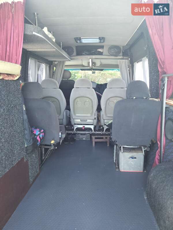 Микроавтобус Renault Master 2001 в Львове