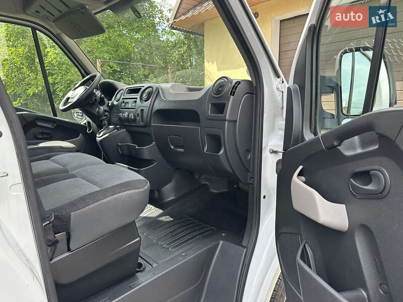 Рефрижератор Renault Master 2015 в Ровно