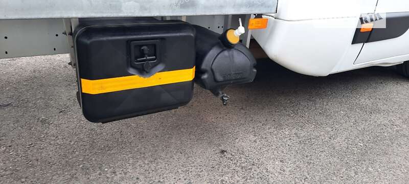 Эвакуатор Renault Master 2014 в Корсуне-Шевченковском