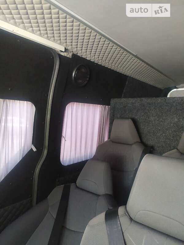 Микроавтобус Renault Master 2017 в Львове фото 11 Микроавтобус Renault Master 2017 в Львове