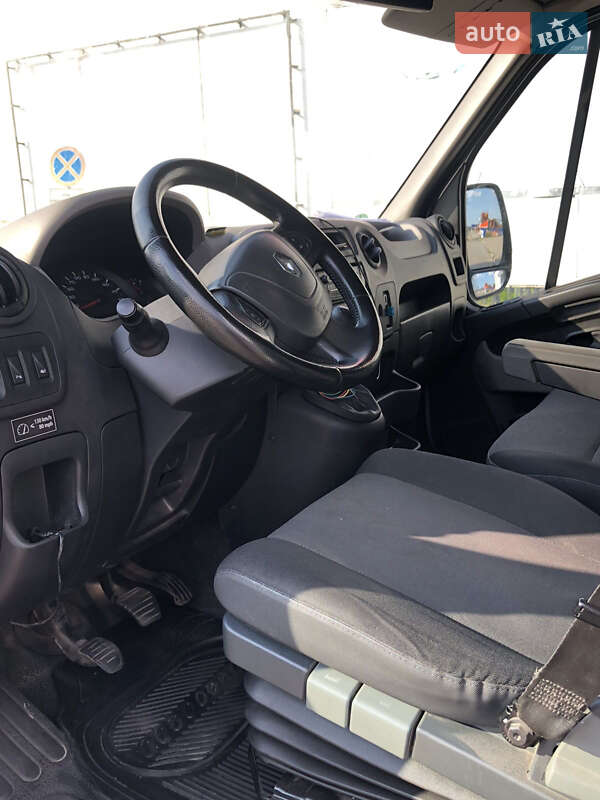 Микроавтобус Renault Master 2016 в Чернигове