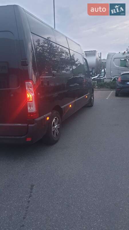 Микроавтобус Renault Master 2017 в Черновцах