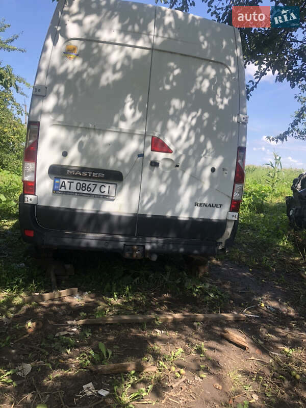 Вантажний фургон Renault Master 2013 в Івано-Франківську