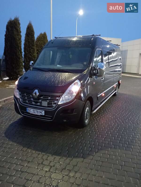 Мікроавтобус Renault Master 2015 в Львові