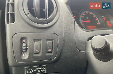 Грузовой фургон Renault Master 2018 в 