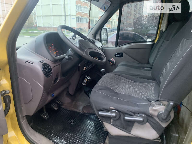 Грузовой фургон Renault Master 1998 в Харькове