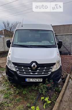 Вантажний фургон Renault Master 2015 в Кам'янському