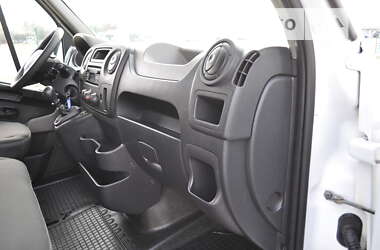 Грузовой фургон Renault Master 2016 в 
