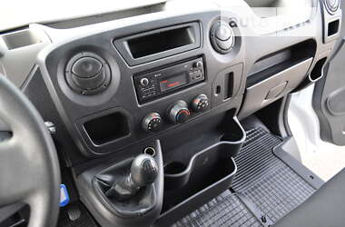 Грузовой фургон Renault Master 2016 в 