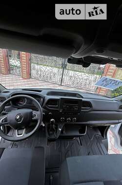 Вантажний фургон Renault Master 2022 в Хотині