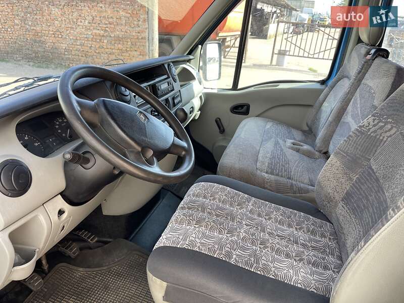Вантажопасажирський фургон Renault Master 2003 в Конотопі
