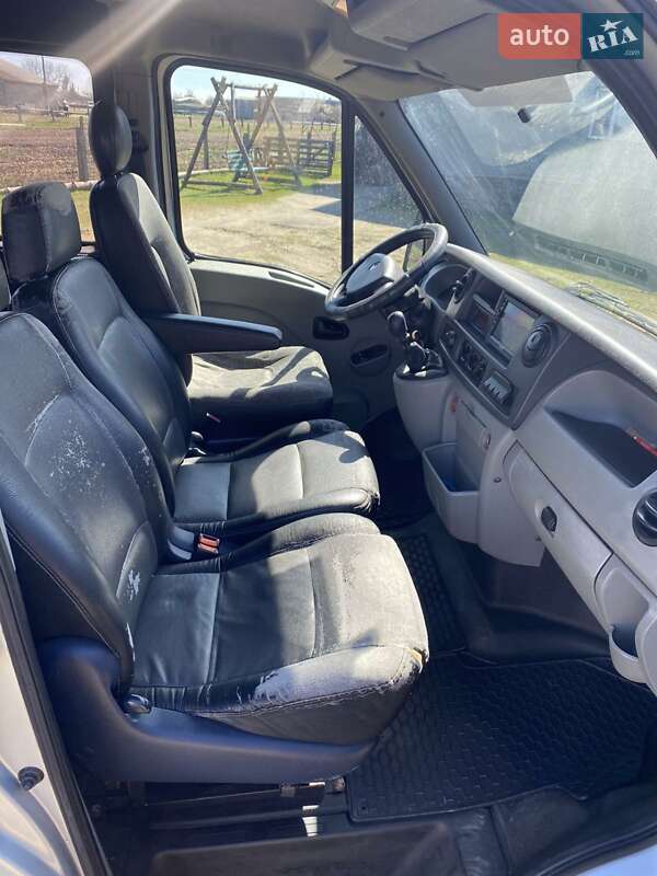 Микроавтобус Renault Master 2007 в Рокитном