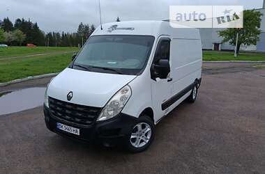 Вантажний фургон Renault Master 2011 в Рівному