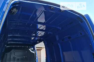 Вантажний фургон Renault Master 2019 в Житомирі