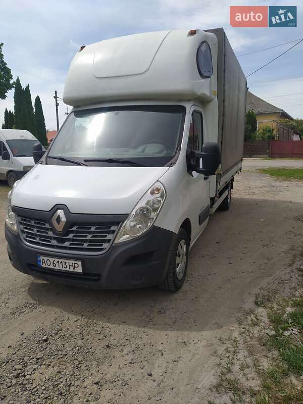 Грузовой фургон Renault Master 2016 в Ужгороде