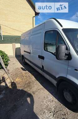 Вантажний фургон Renault Master 2008 в Запоріжжі