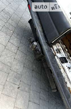 Вантажний фургон Renault Master 2005 в Львові