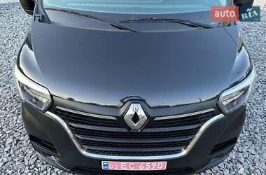 Вантажний фургон Renault Master 2020 в Рівному