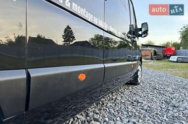 Вантажний фургон Renault Master 2020 в Рівному