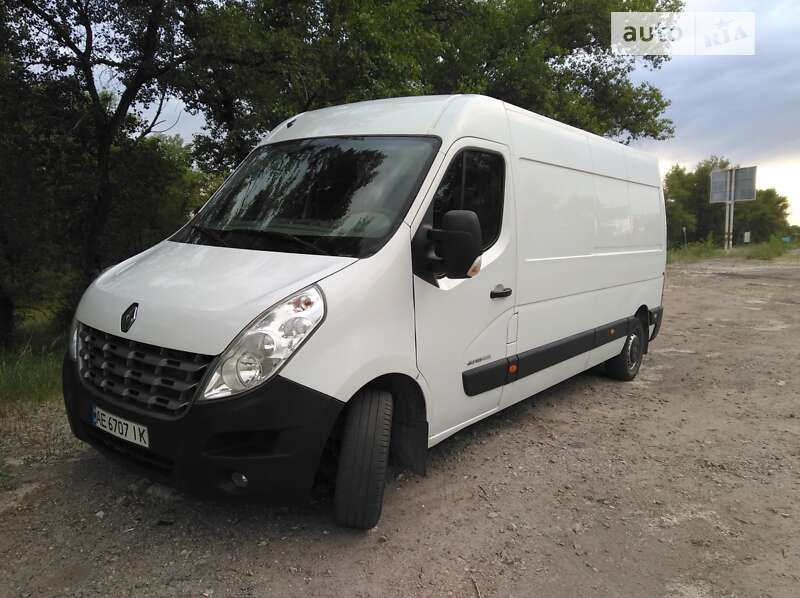 Вантажний фургон Renault Master 2013 в Кам'янському