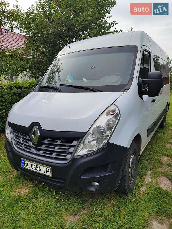 Микроавтобус Renault Master 2015 в 