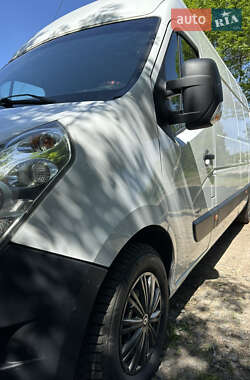 Вантажний фургон Renault Master 2012 в Борисполі