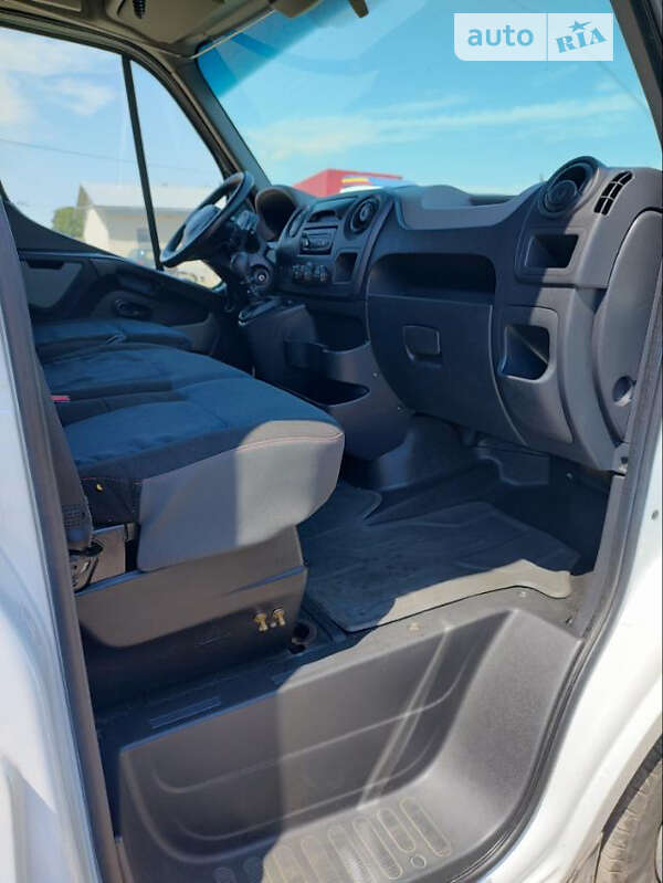 Грузовой фургон Renault Master 2013 в Тернополе