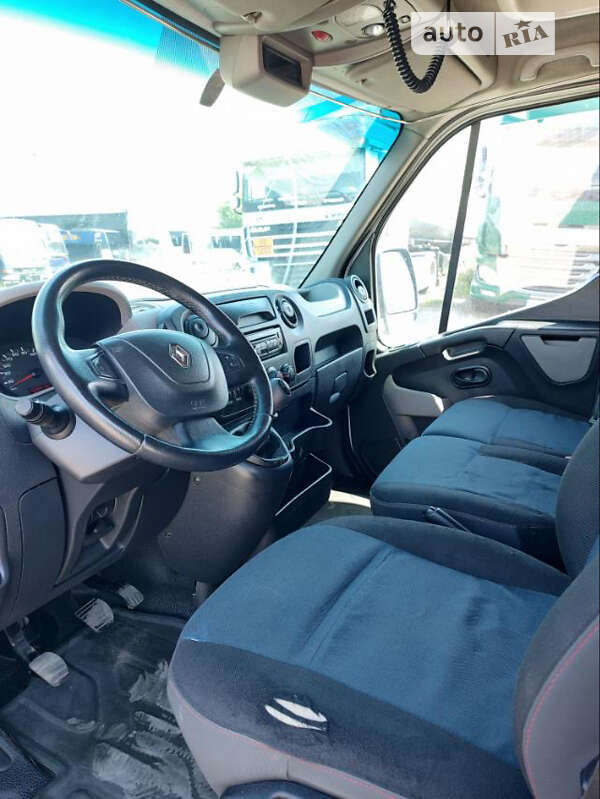 Грузовой фургон Renault Master 2013 в Тернополе