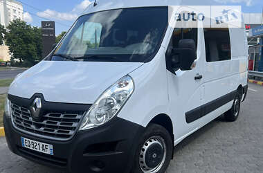 Вантажопасажирський фургон Renault Master 2017 в Луцьку