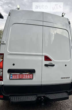 Грузовой фургон Renault Master 2016 в Львове