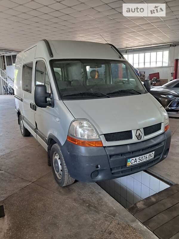 Микроавтобус Renault Master 2006 в Смеле