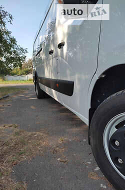 Грузовой фургон Renault Master 2019 в 